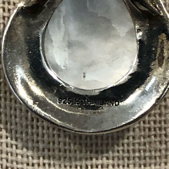 Vintage Marcasite Mother of Pearl Sterling Silver Teardrop Necklace - Picture 6 of 13